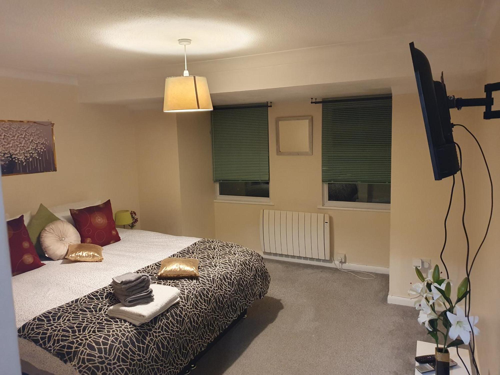 Lovely 1Bedrood Apartment Guildford Exteriör bild