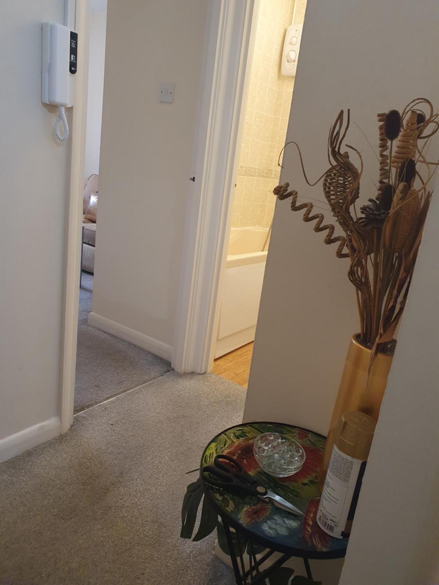 Lovely 1Bedrood Apartment Guildford Exteriör bild