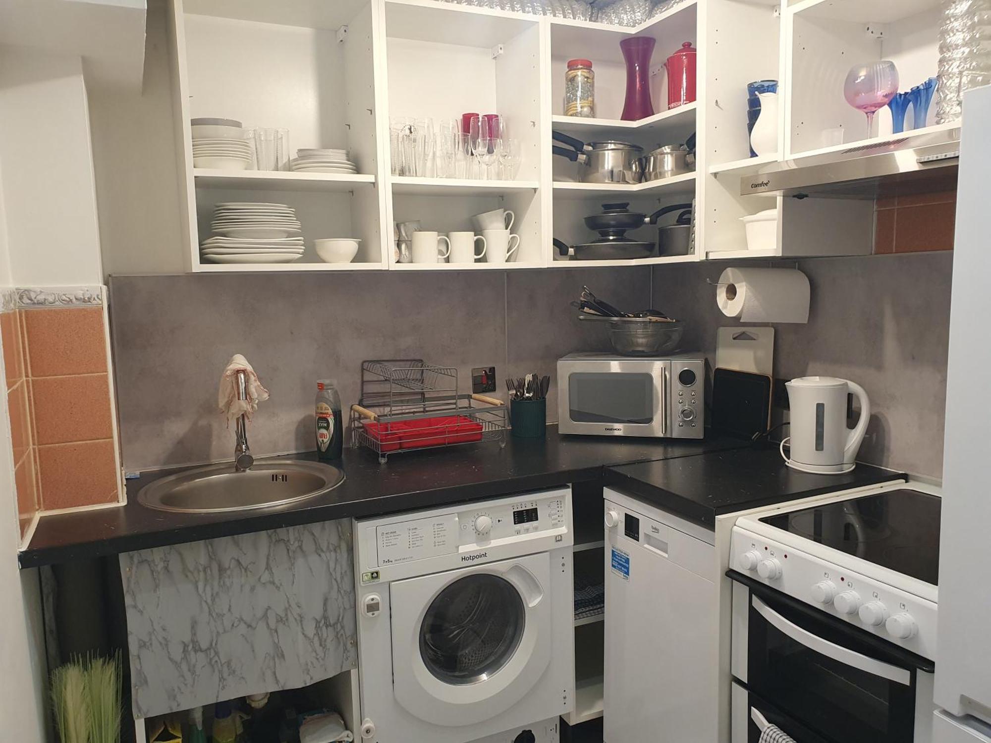 Lovely 1Bedrood Apartment Guildford Exteriör bild