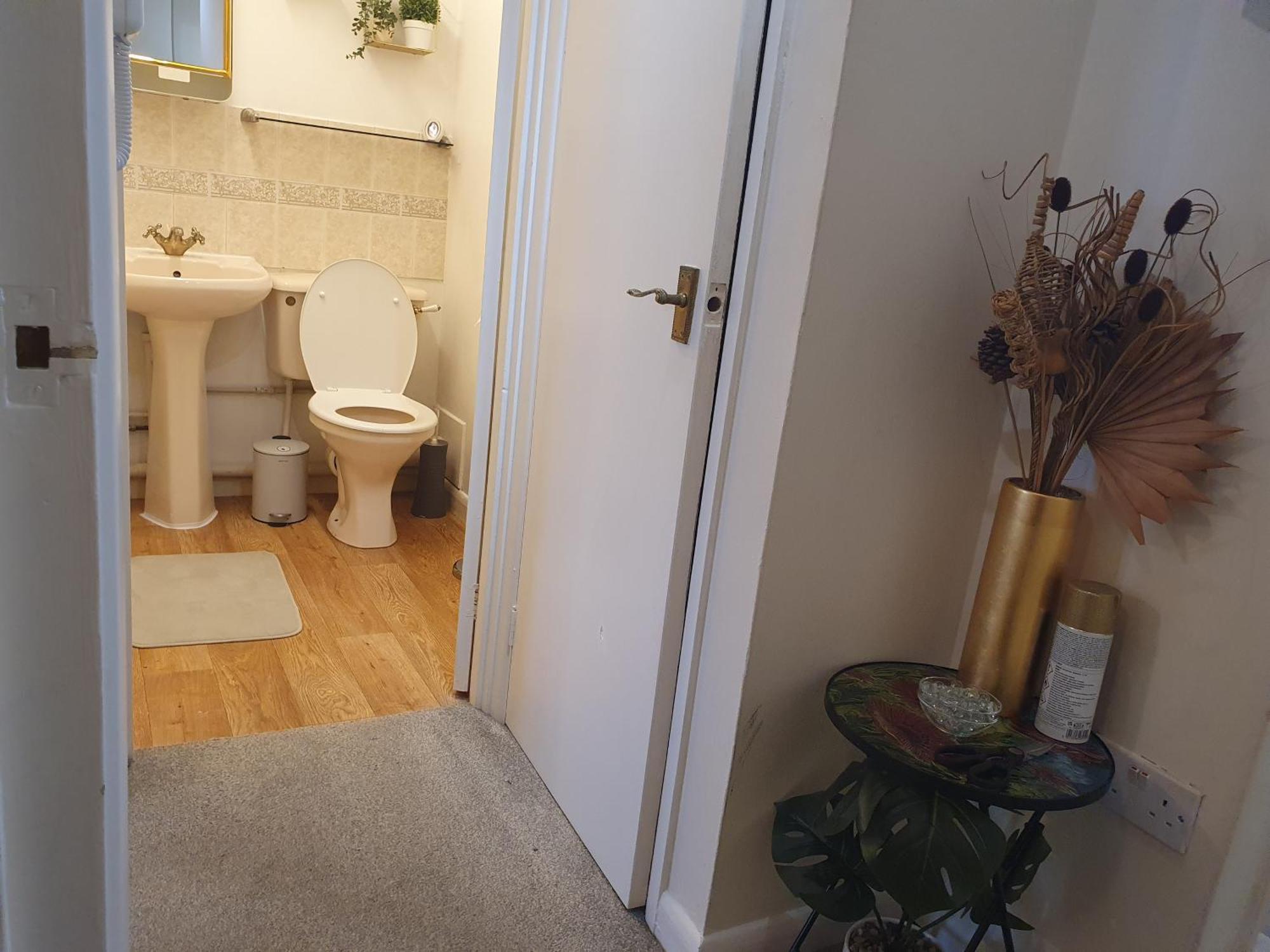 Lovely 1Bedrood Apartment Guildford Exteriör bild