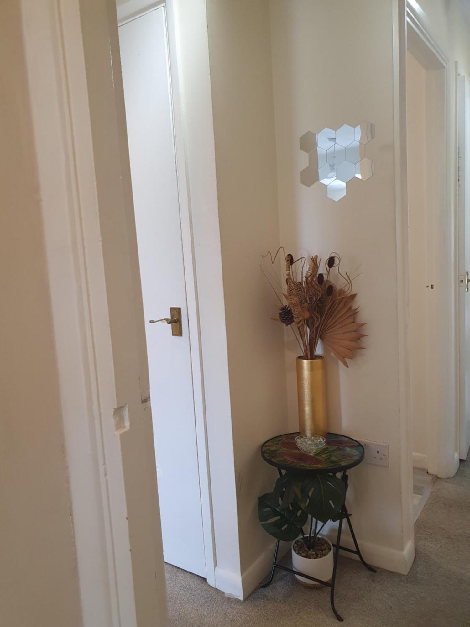 Lovely 1Bedrood Apartment Guildford Exteriör bild