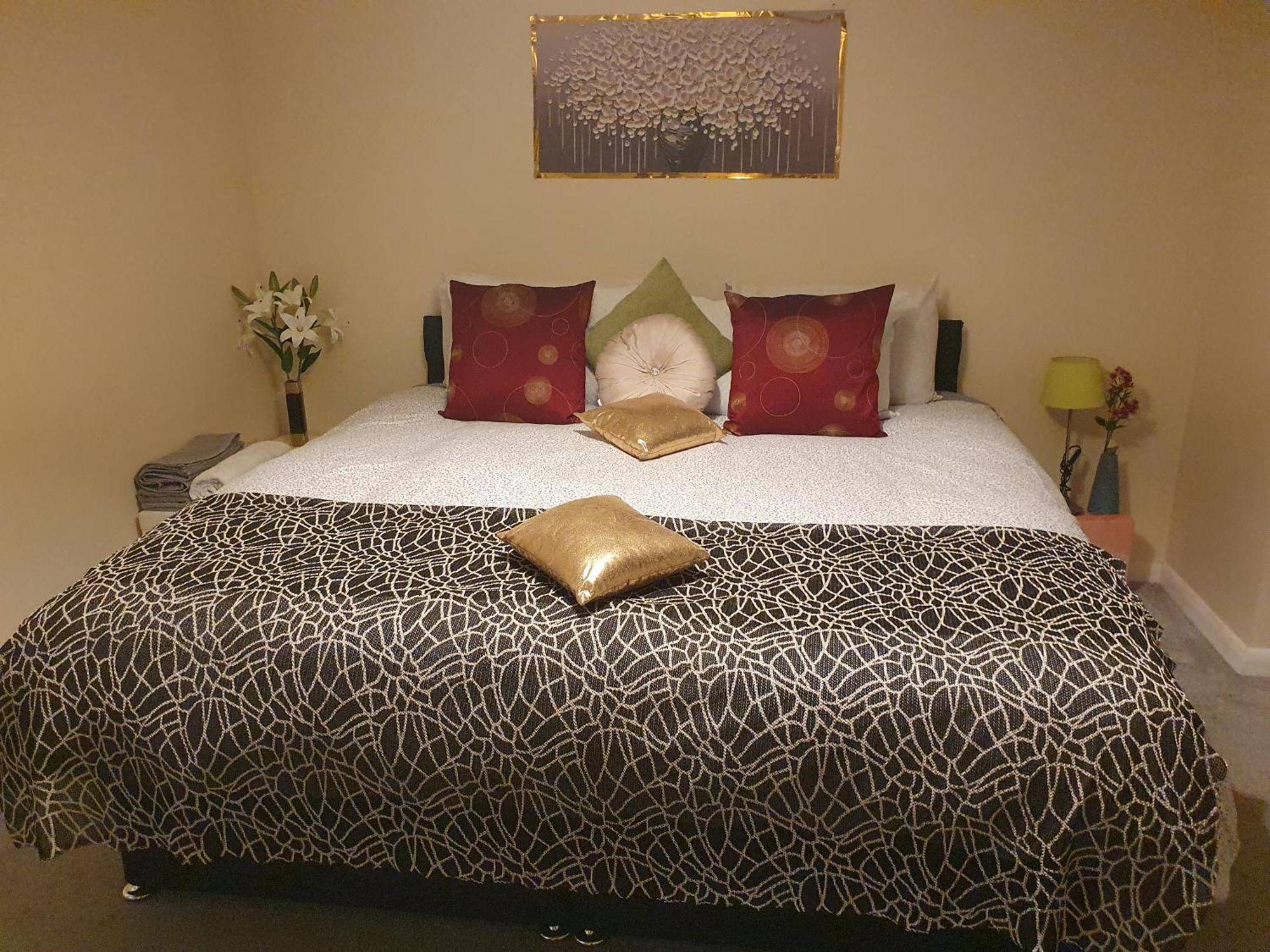 Lovely 1Bedrood Apartment Guildford Exteriör bild