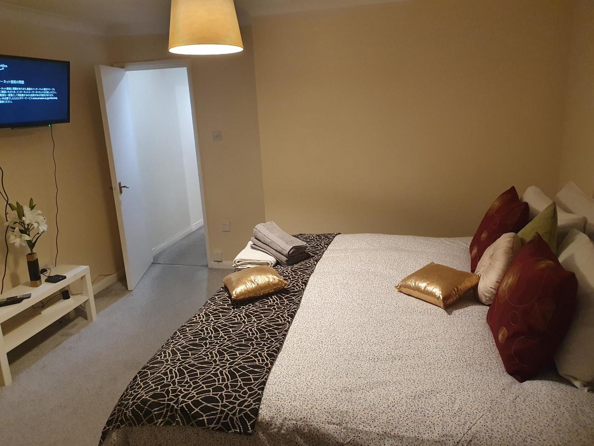 Lovely 1Bedrood Apartment Guildford Exteriör bild